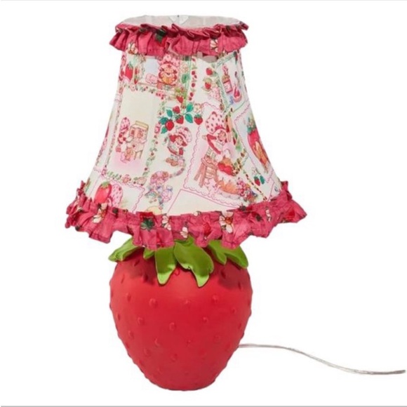 Dolls kill retro 80s STRAWBERRY SHORTCAKE limited edition sold out lamps - Picture 9 of 9